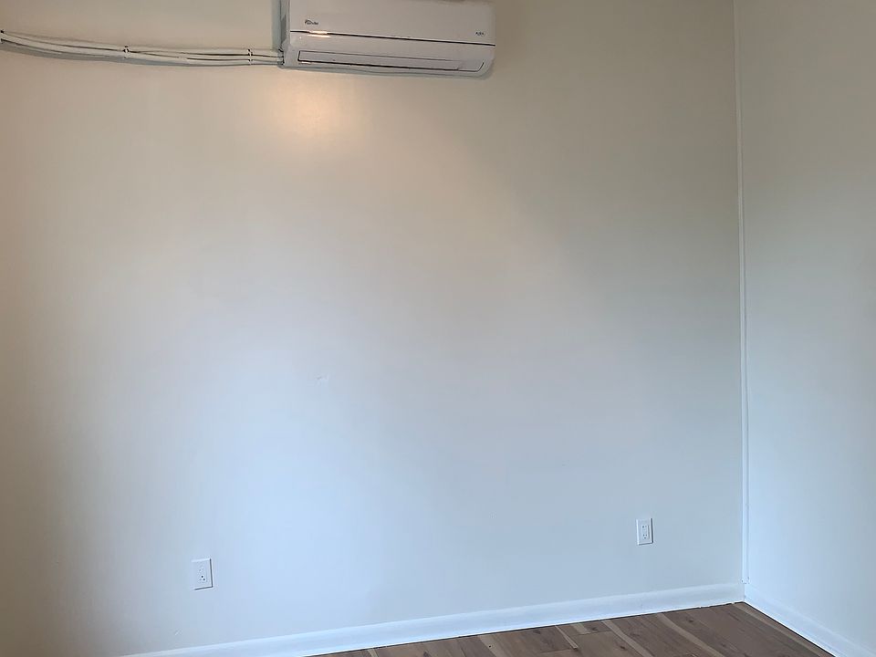 1st image of 4319 W Tyson Ave