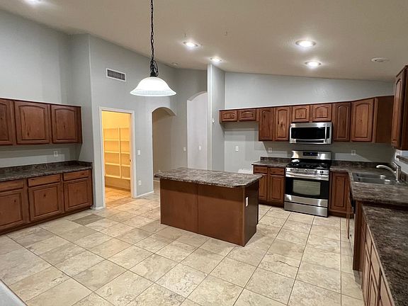 4th image of 28073 N Quartz Cir