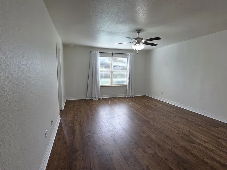 4902 Eagle Valley — Photo 18