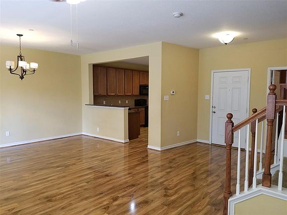 4th image of 5880 Clearwater Dr