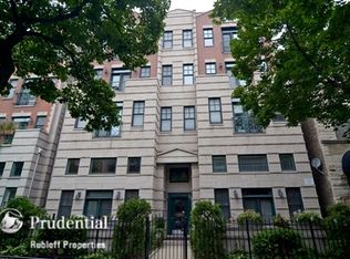 856 W Buckingham Pl APT 1W, Chicago, IL 60657