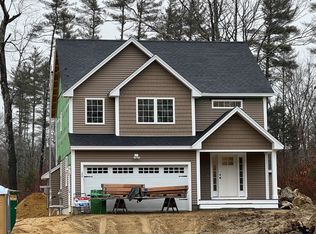 20 Meetinghouse Rd, Barrington, NH 03825