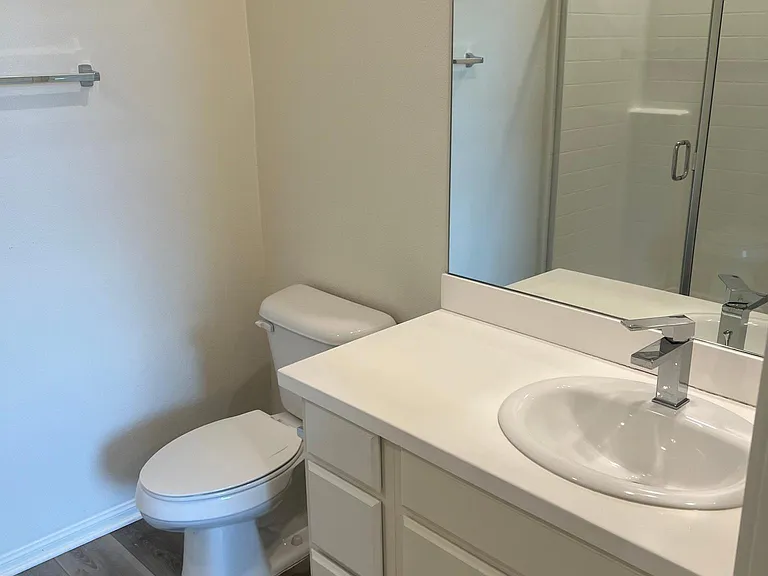 2034 Luzon Ln #5 — Photo 7