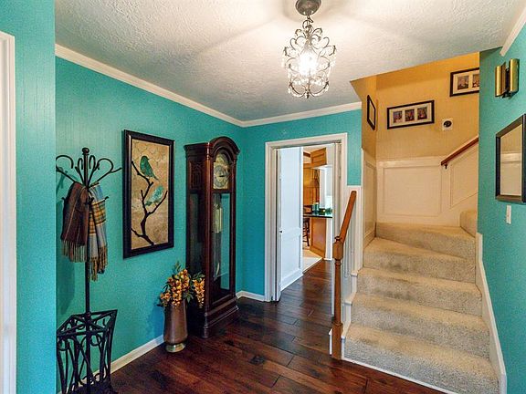 2nd image of 2406 Silver Falls Dr