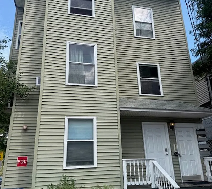 29 Merrill St