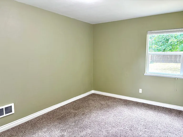 4539 SE 100th Ave — Photo 19