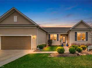 38475 Kingsbury Dr, North Ridgeville, OH 44039