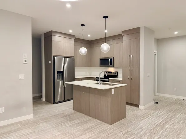 681 Savanna Blvd NE #2214, Calgary, AB T3J 0Z1