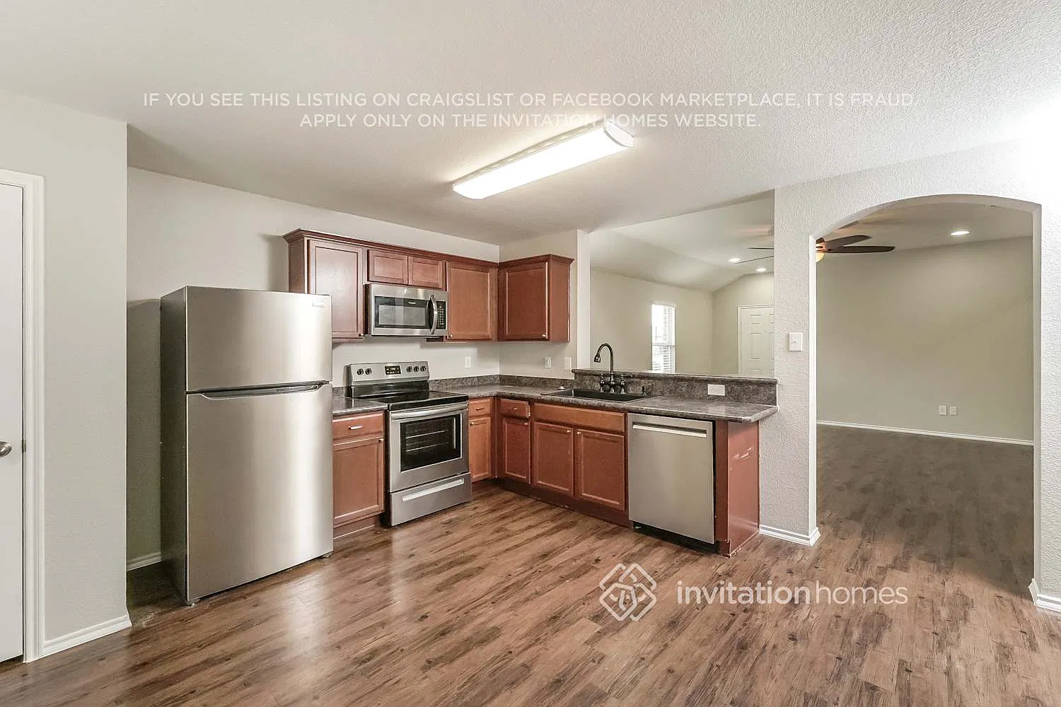 304 Hawthorn Josephine, TX 75173 — Photo 4