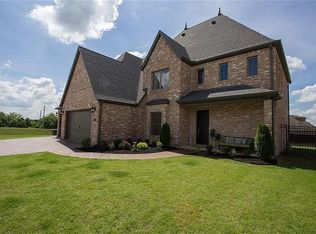 3401 SW Cabernet Ave, Bentonville, AR 72712