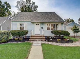 250 Summit Ave, Fords, NJ 08863