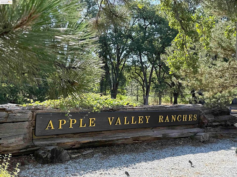 1st image of 21441 Apple Hill Dr