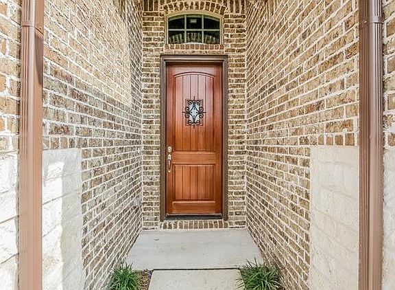 5th image of 2720 Piersall Dr
