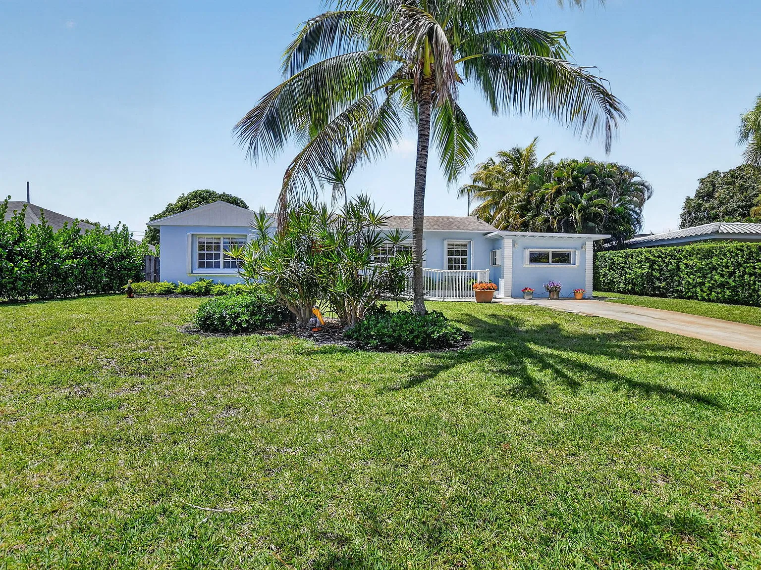 4 bed, 3.0 bath, 1648 sqft, $3,800 — Photo 3