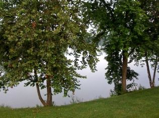 79 Lakeshore Dr APT 33, Martinsville, IN 46151