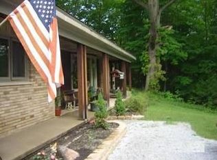 104 Wintergreen Hill Dr, Painesville, OH 44077