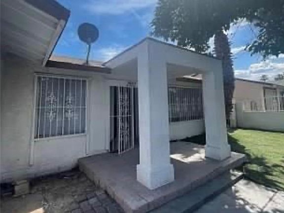 2nd image of 2932 Demetrius Ave
