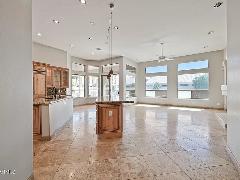 6057 E Campo Bello Dr — Photo 8