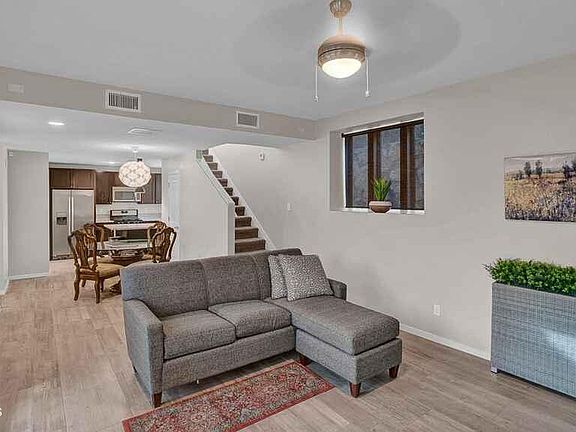 3rd image of 4016 Camelot Hgts Dr #C