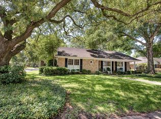 7803 Ella Lee Ln, Houston, TX 77063