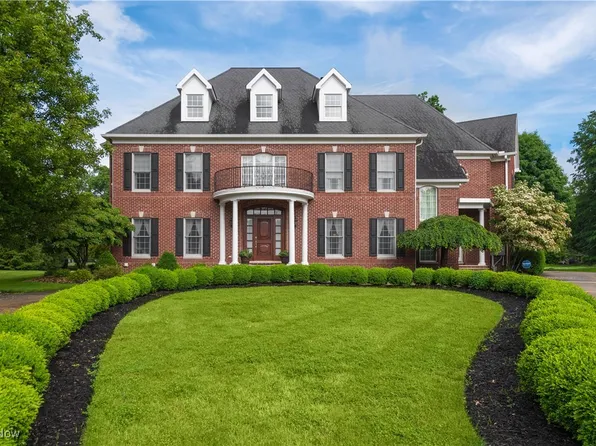 23225 Wingedfoot Dr, Westlake, OH 44145