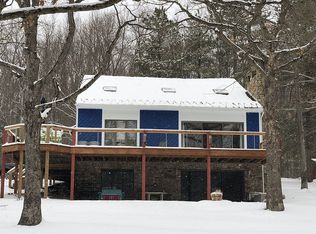 883 Penn Point Rd, Oakland, MD 21550