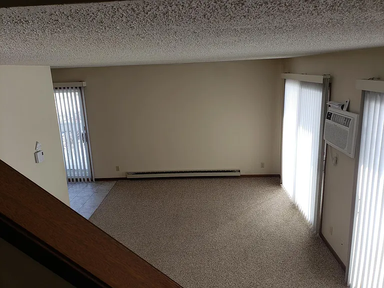 429 Dexter St — Photo 3