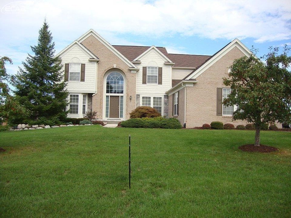 1st image of 4583 Brighton Cir