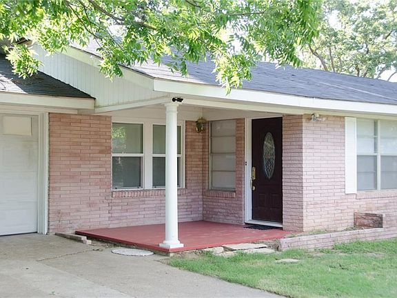 3rd image of 406 San Jacinto Dr