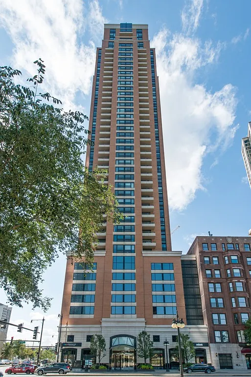 2 bed, 1475 sqft, $3,500 — Photo 1