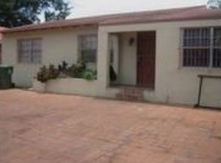 1050 NW 30th Ave, Miami, FL 33125