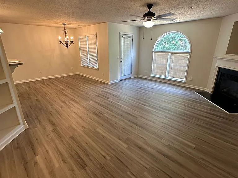 3475 Forestdale Dr #2B — Photo 1