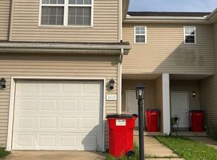 3421 Stoneway Ct, Champaign, IL 61822