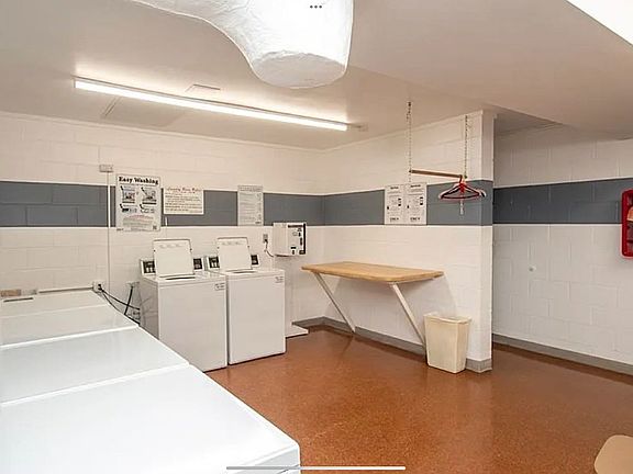 4th image of 3000 N River Rd NE APT F15