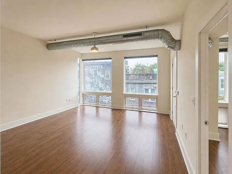 2617 W Girard Ave — Photo 3