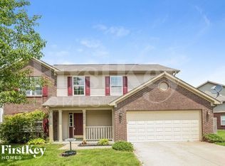 2706 Bluestone Dr, Greenfield, IN 46140