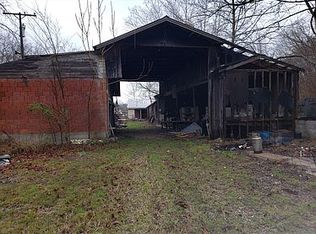 151 Spring St, Reeds Spring, MO 65737