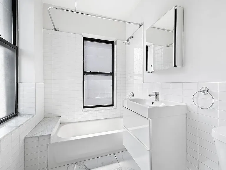 668 President St #2 — Photo 6