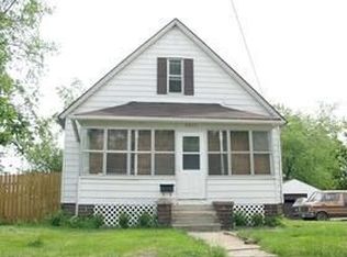 2207 E 21st St, Des Moines, IA 50317