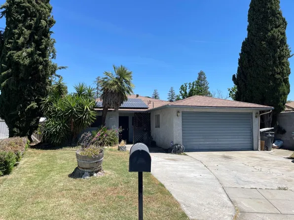 205 El Monte Ct, Madera, CA 93637