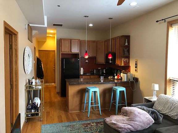 2nd image of 2620 N Dayton St APT 1R