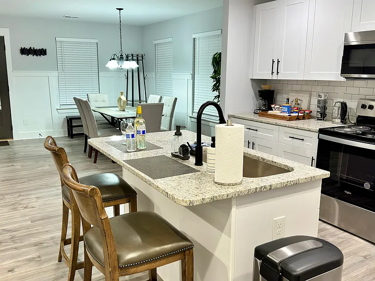 2393 Highpoint Rd — Photo 101
