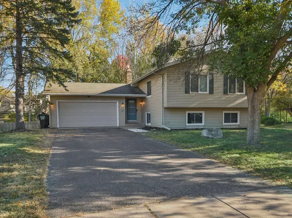 2516 E 125th St, Burnsville, MN 55337