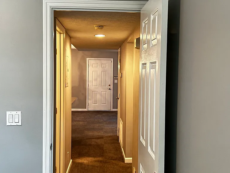 4204 Browns Ln #104 — Photo 8