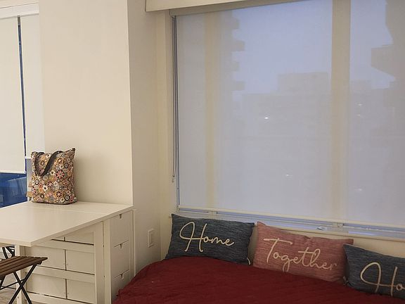 4th image of 195 Redpath Ave #1604