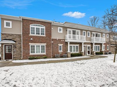 5588 Arbor Chase Dr, Ann Arbor, MI, 48103