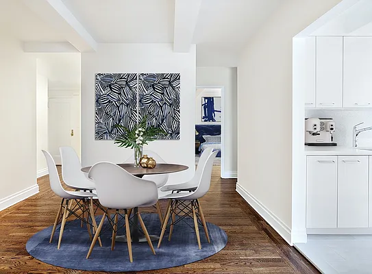 Rented by Central Park South Associates | media 8