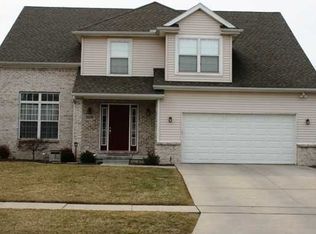 2205 Mapletree Dr, Maumee, OH 43537