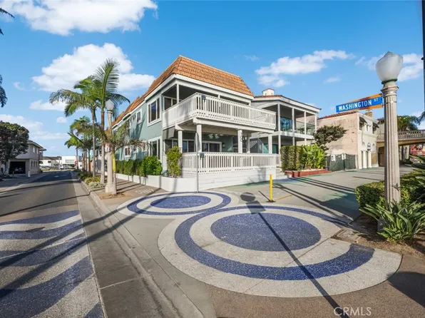 700 E Oceanfront, Newport Beach, CA 92661