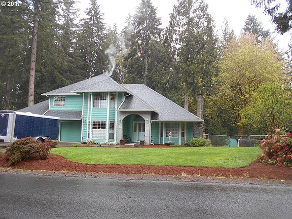 2nd image of 15406 NE 181st St